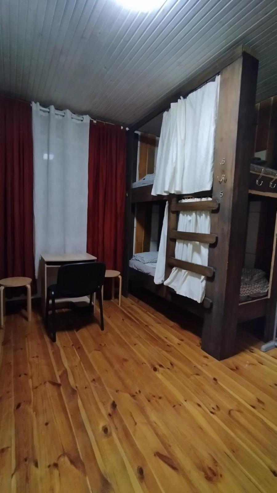 Отель "Swallow House" Tsjerkasy Kamer foto